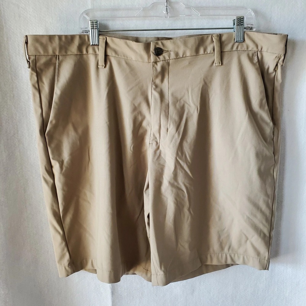Swiss Tech Men's Chino Shorts – Size 38 – Khaki – Performance Golf Style